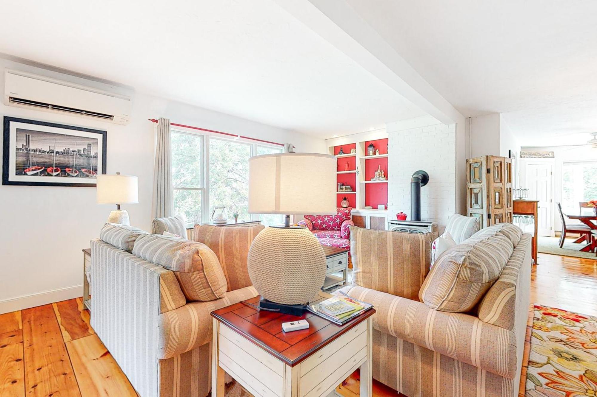 Main Street Upper Apartment วินยาร์ดเฮเวน ภายนอก รูปภาพ